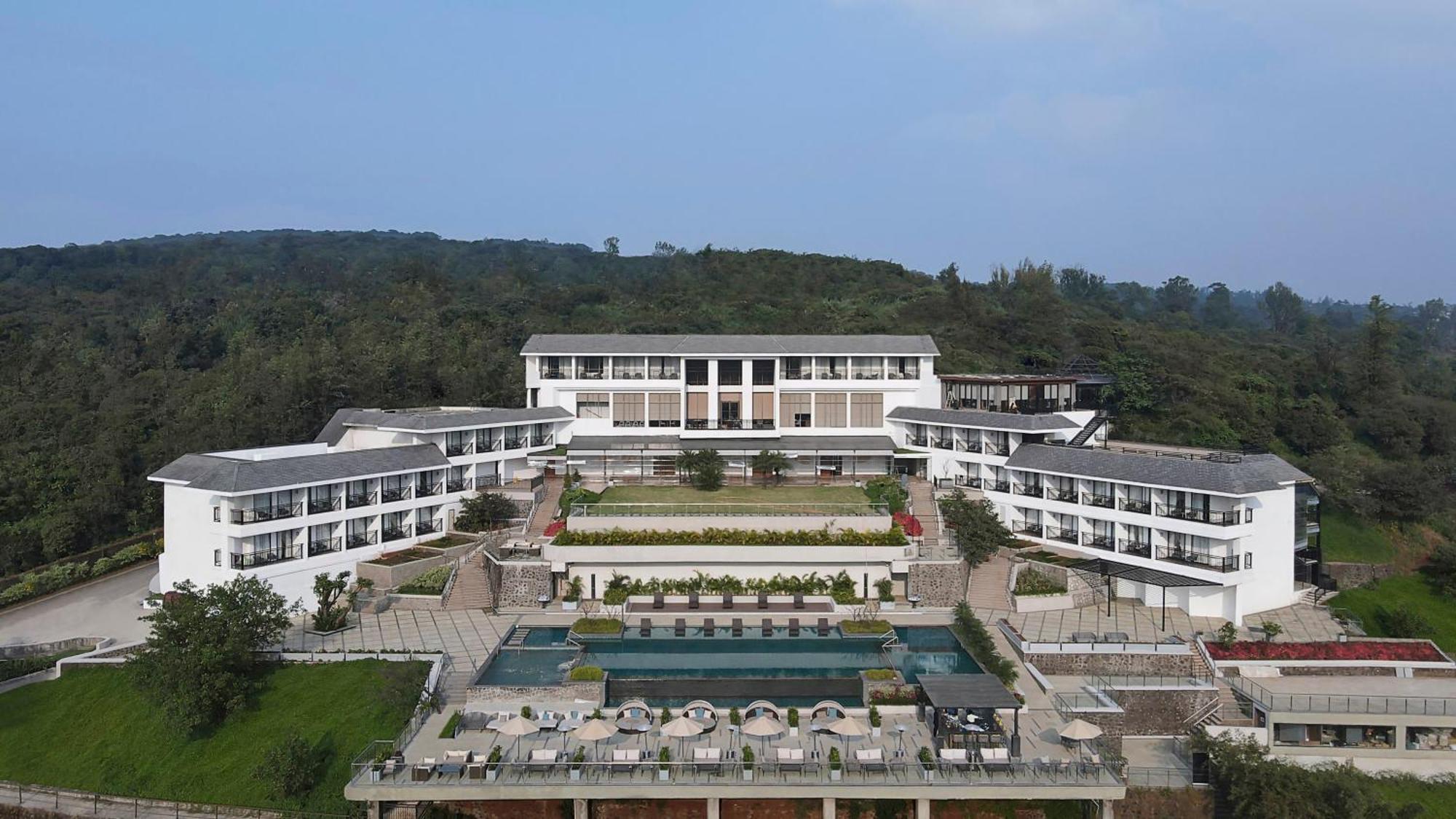 Hotel Courtyard By Marriott Mahābaleshwar Zewnętrze zdjęcie