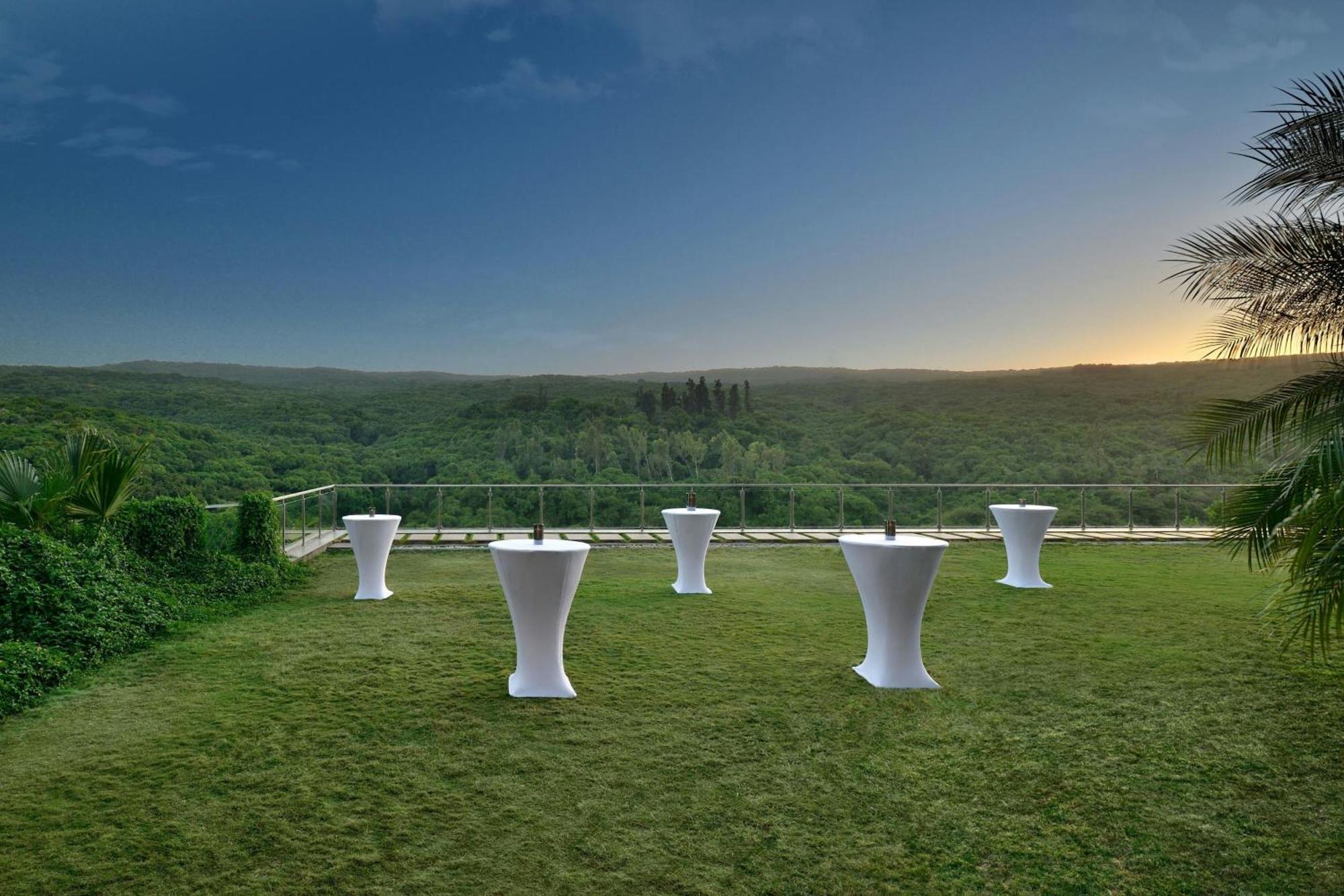 Hotel Courtyard By Marriott Mahābaleshwar Zewnętrze zdjęcie