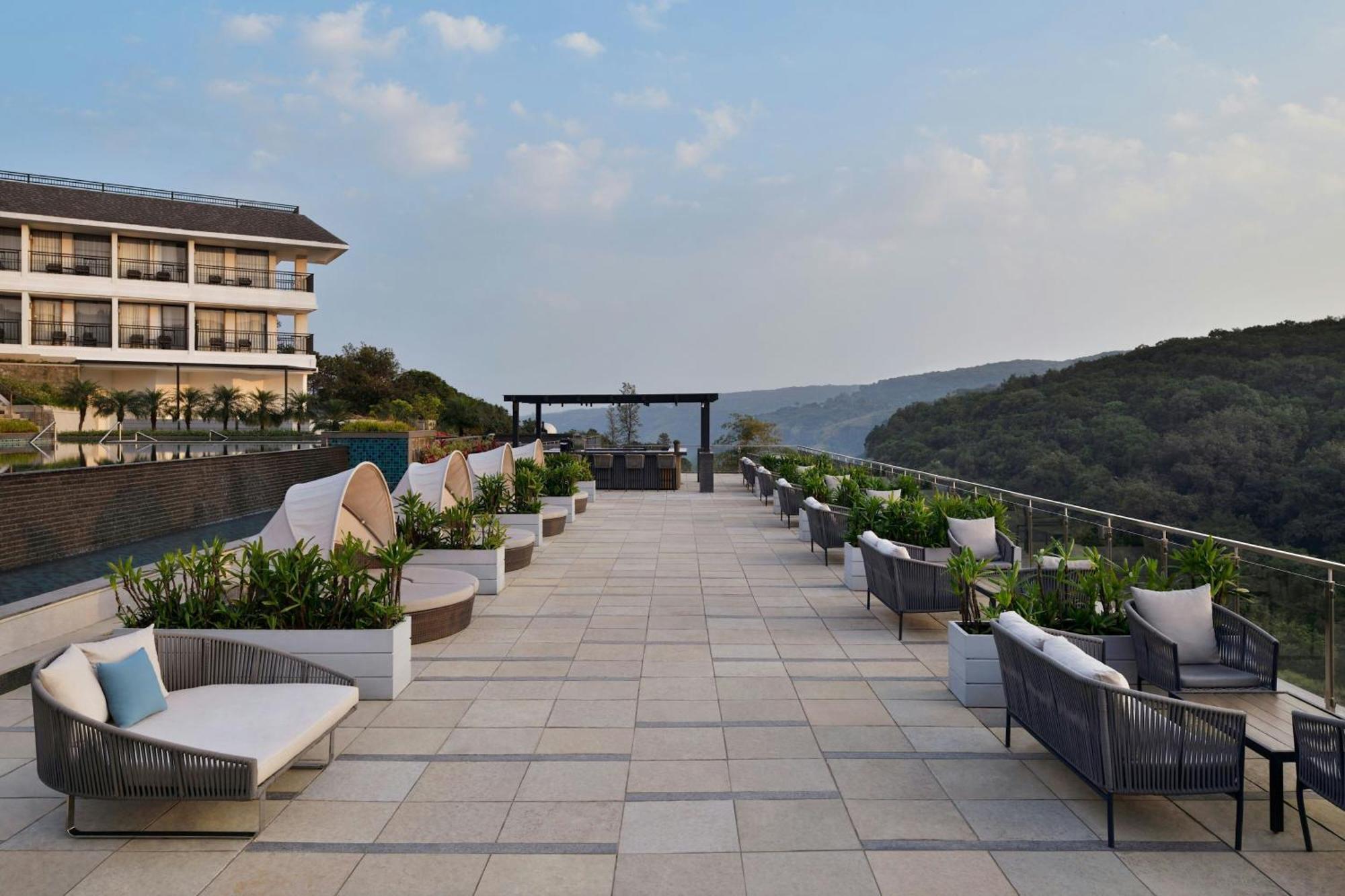 Hotel Courtyard By Marriott Mahābaleshwar Zewnętrze zdjęcie